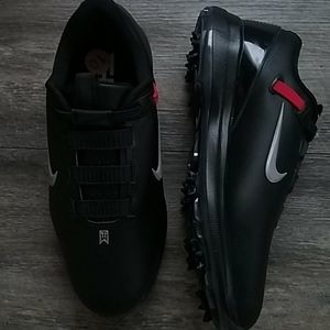 Nike golf shoes  men's